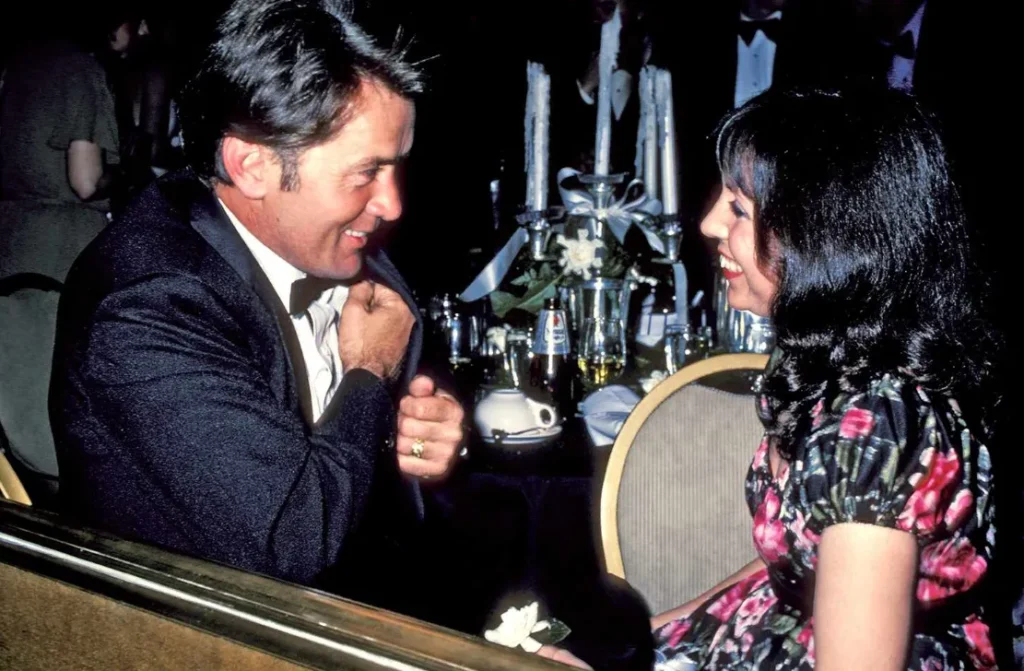 Martin Sheen's Wife Everything You Must Know About His Marriage, Net Worth, Family & Life in 2026